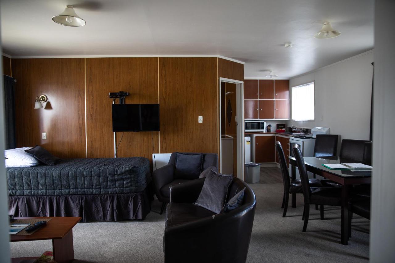 Peninsula Motel Фитианга Экстерьер фото